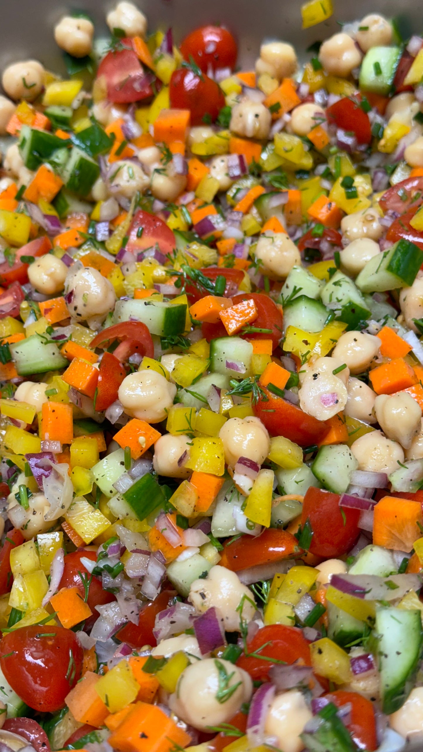 Quinoa & Chickpea Salad w/ Lemon dressing